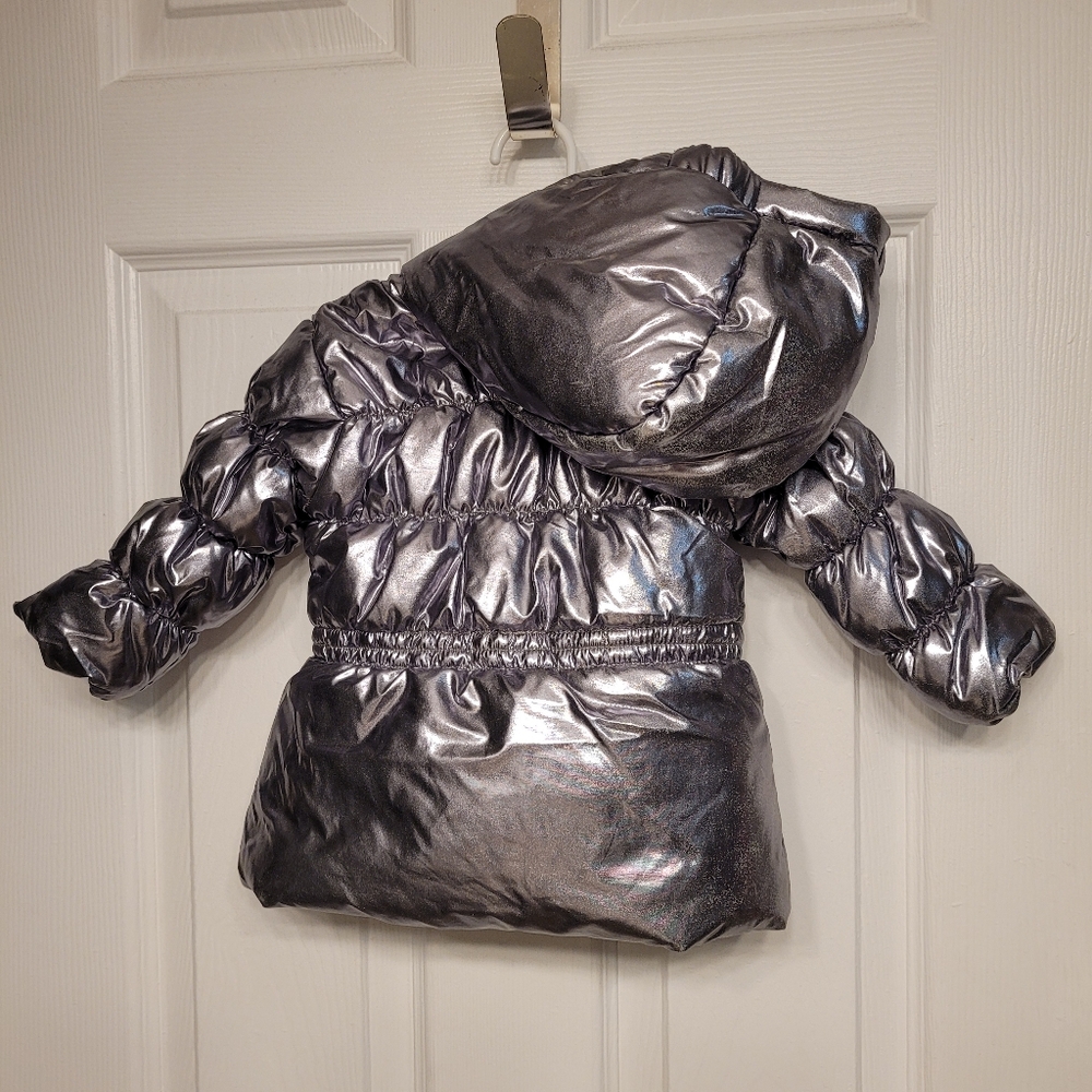 Rothschild Little Girls Hooded Metallic Silver Puffer Jacket With Pockets 12M - Picture 4 of 16